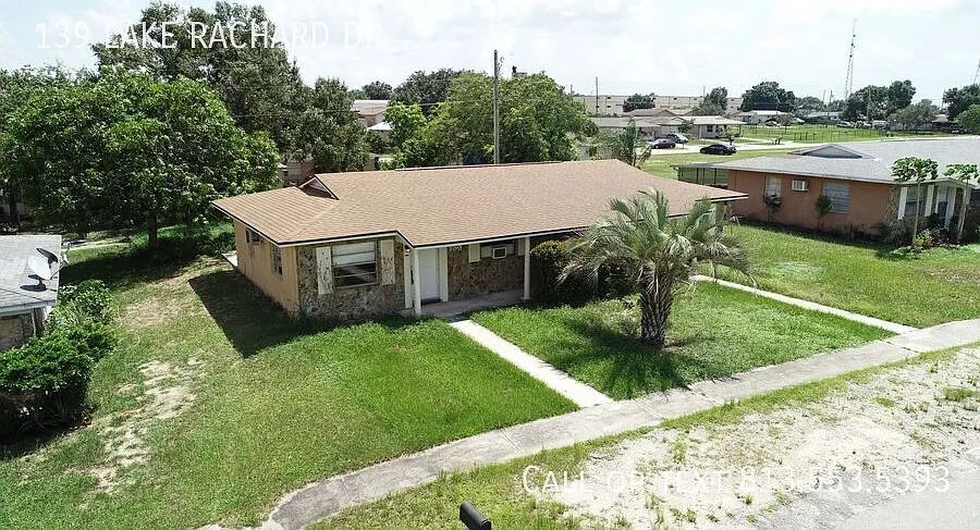 2-Bedroom Duplex in Prime Location with Resident Perks! — Photo 2