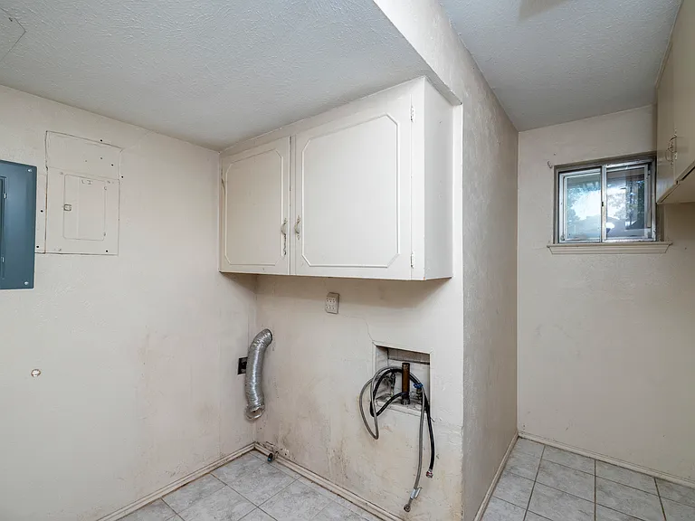 6607 Autumn Woods Trl — Photo 15