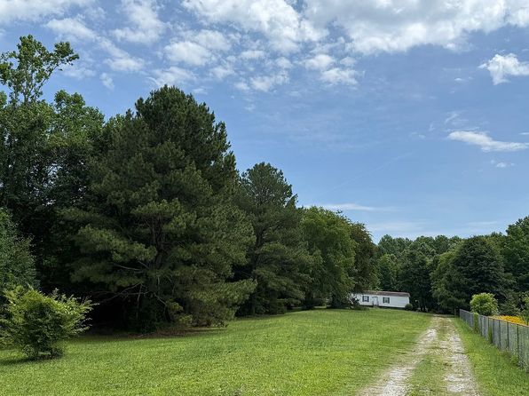 3949 Chickasaw Ct