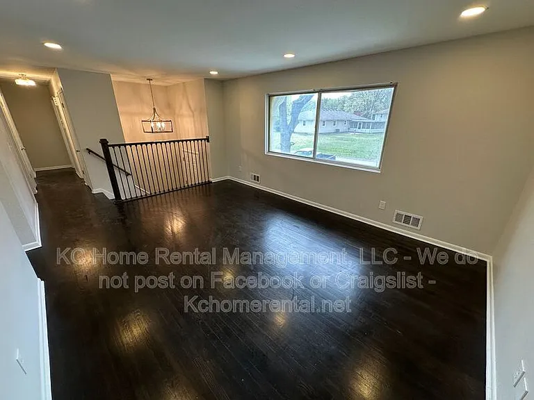 5012 Powell Ave — Photo 34