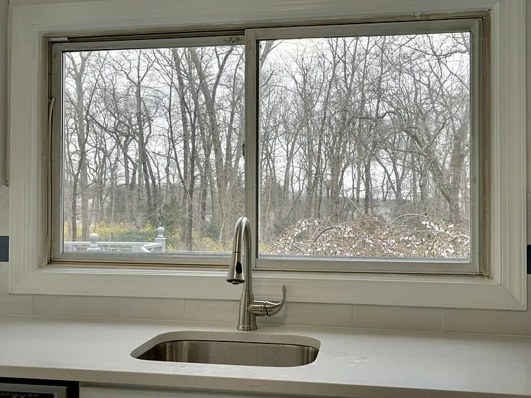 13 Swain Ave — Photo 8