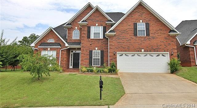 1st image of 17003 Chesterfield Dr