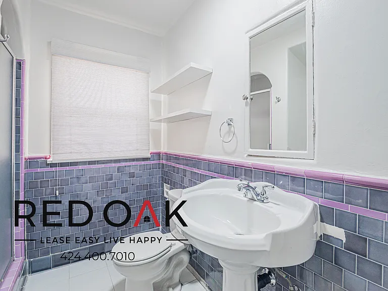 366 N Gardner St #366 — Photo 22