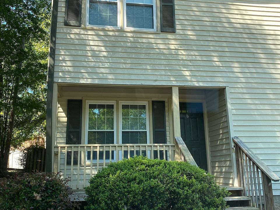 1st image of 107 Rainbow Cir APT 6