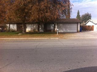 10600 Meacham Rd, Bakersfield, CA 93312