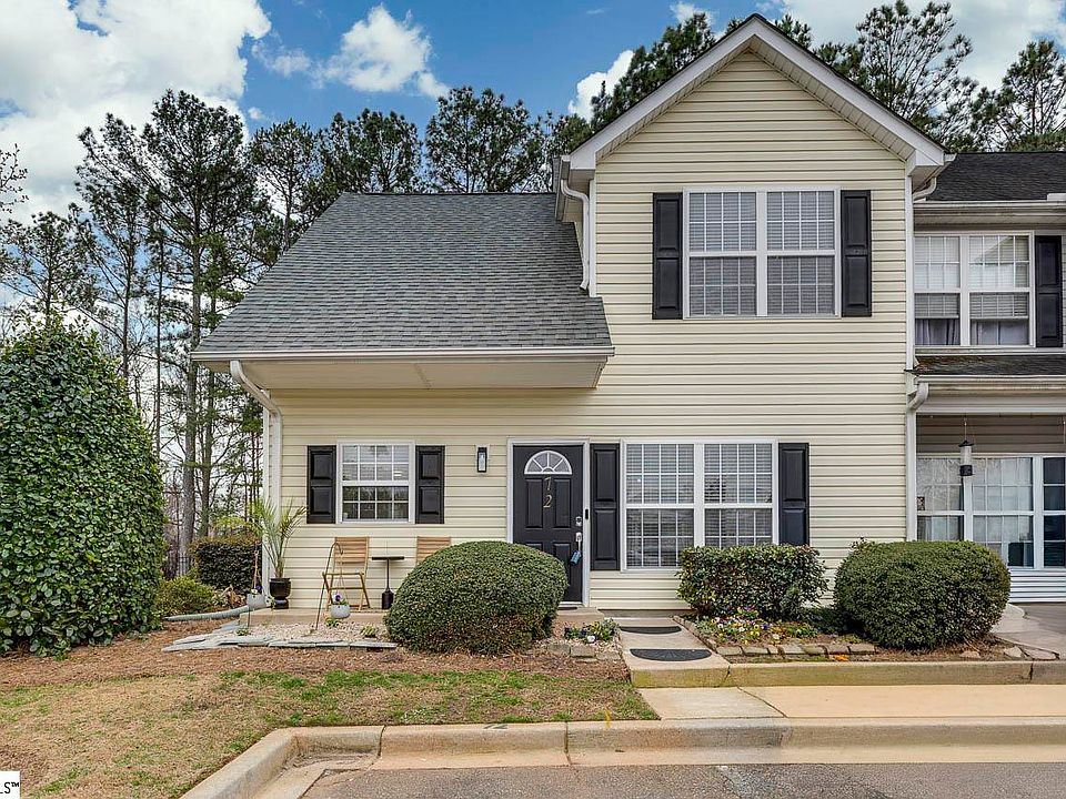 1st image of 72 Ridgestone Cir