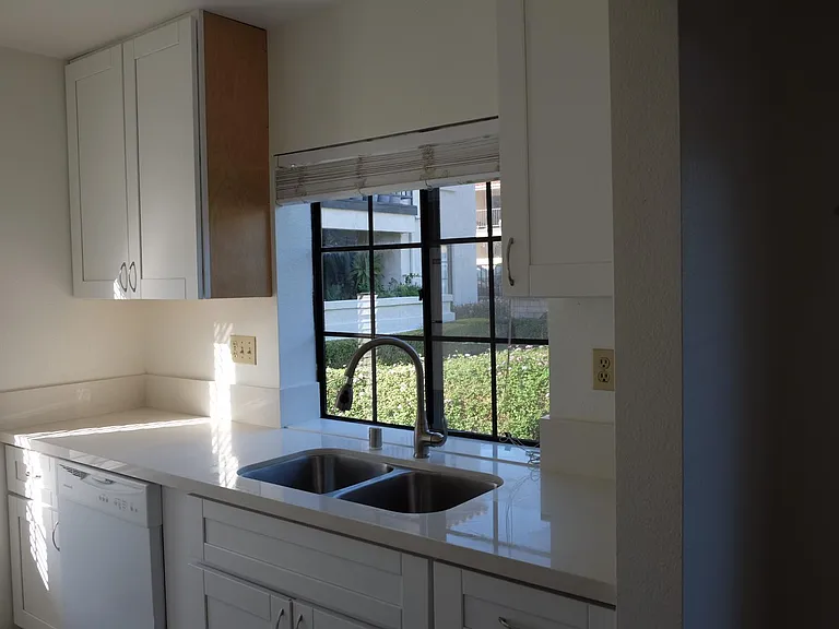 13211 Wimberly Sq #287 — Photo 3