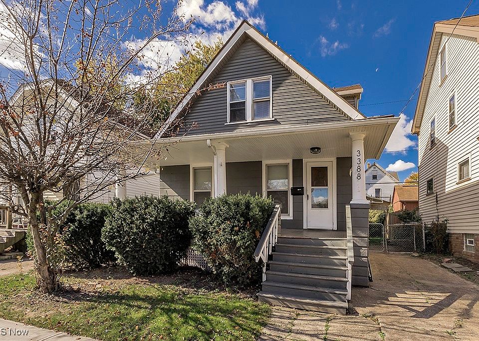 1st image of 3388 W 91st St