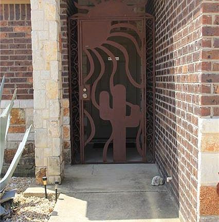 2nd image of 2908 Alamocitos Creek Dr