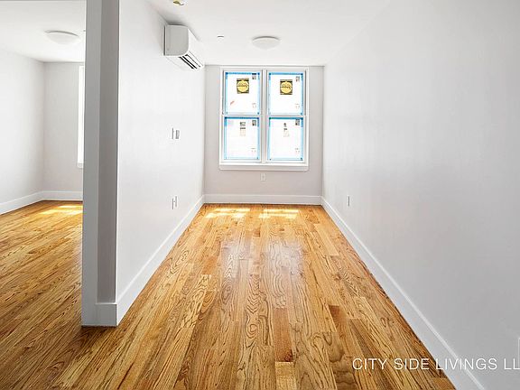 4th image of 996 Carroll St #4L