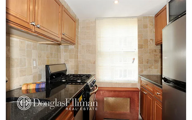 Sold by Douglas Elliman | media 5