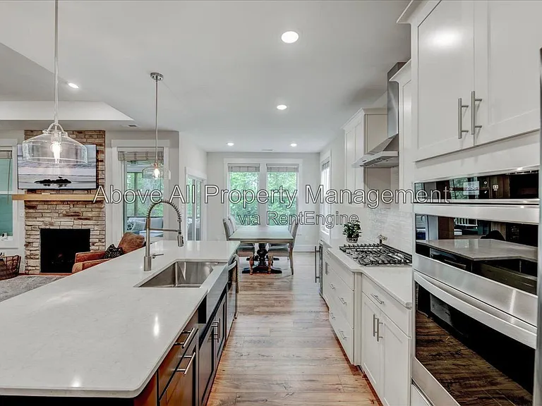 4408 Walker Hallow St — Photo 11