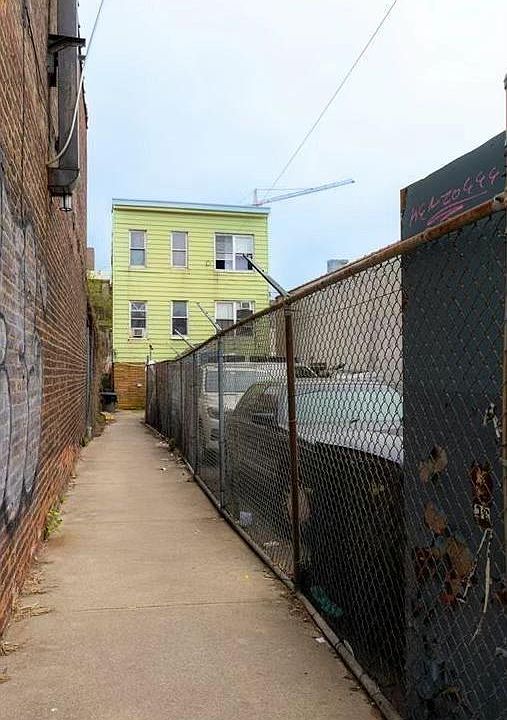 2nd image of 1412 Neptune Ave