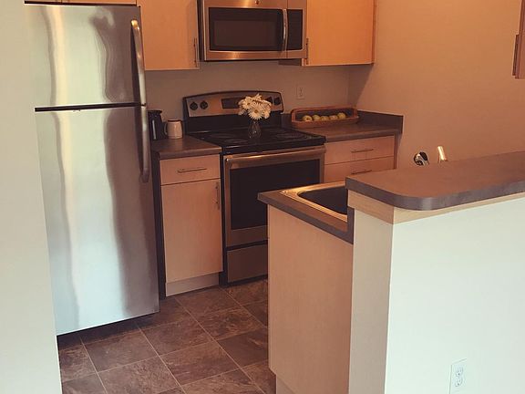 3rd image of 517 Mansfield Ct SW APT E302