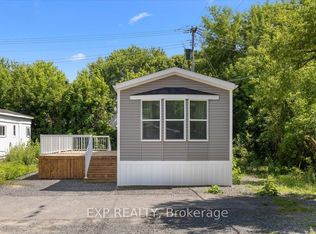 35 Vanier Rd, Ottawa, ON K2H7P6