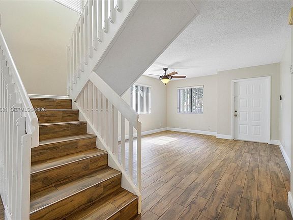 4th image of 937 NW 104th Way