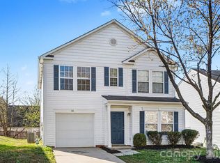 911 Swearngan Ridge Ct, Charlotte, NC 28216