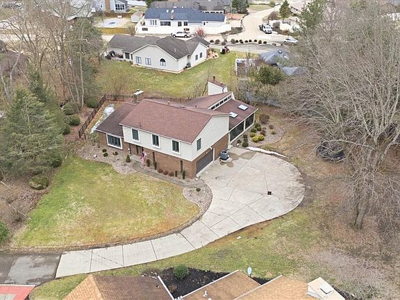 4th image of 807 51st St