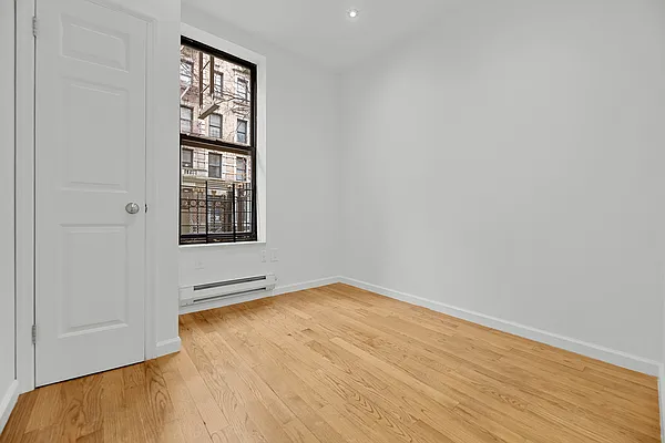 Rented by REAL New York | media 16