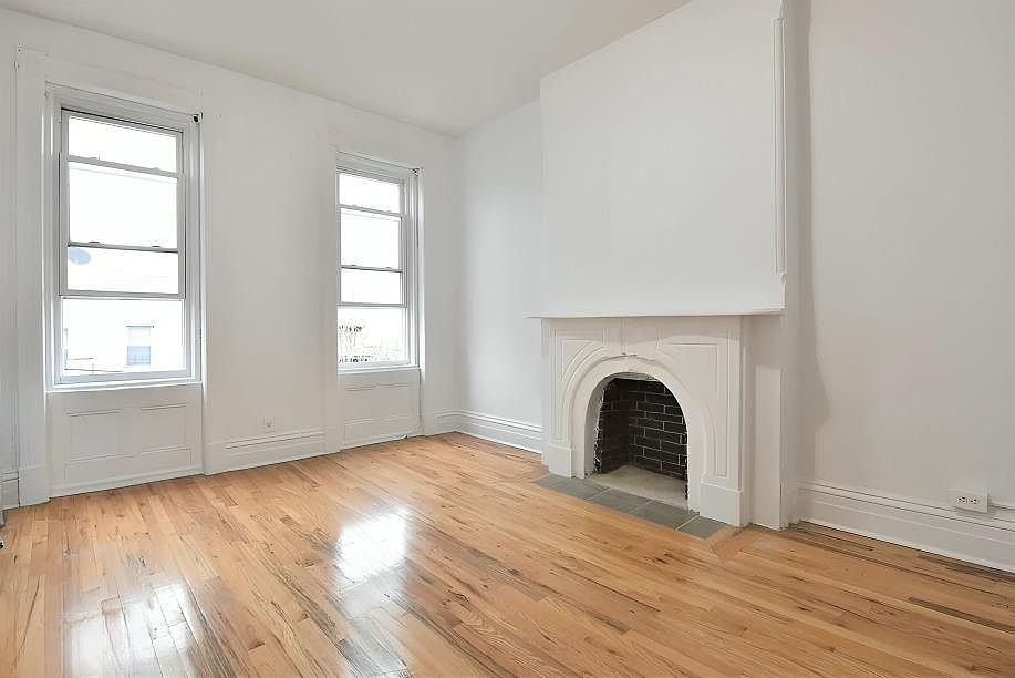 1st image of 134 Dikeman St APT 3L