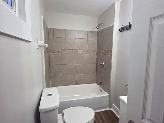 5th image of 213 Saltonstall Ave #1