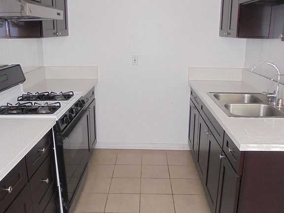 3rd image of 3402 Barnes Ave