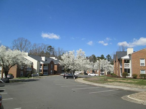 2nd image of 1006 Kingswood Dr