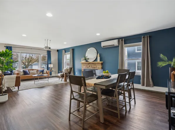 1804 E 33rd St, Des Moines, IA 50317