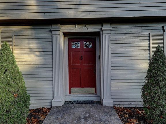 3rd image of 72 Anawan Rd