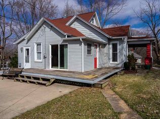 908 4th St, Orion, IL 61273