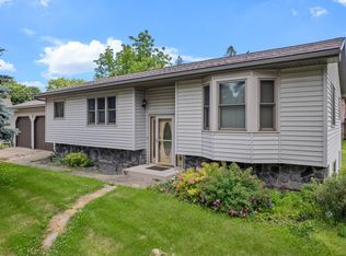 218 S Jefferson St, New Lisbon, WI 53950