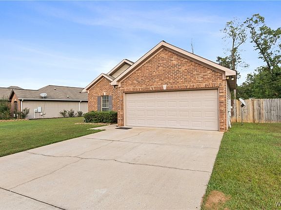 3rd image of 7053 Cooperstown Cir