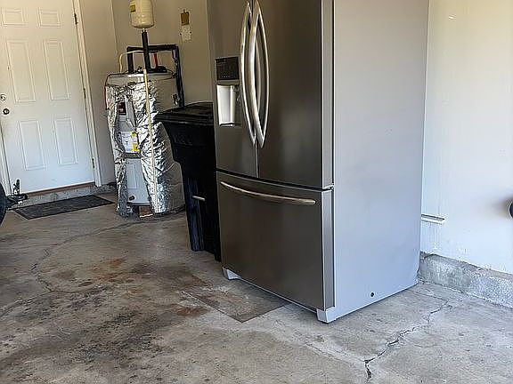5th image of 215 Delaplain Rd