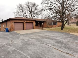 2405 Selmore Rd, Ozark, MO 65721