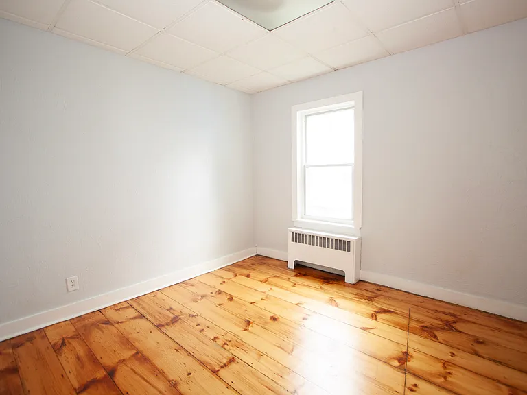 66 Cutler St #1 — Photo 12