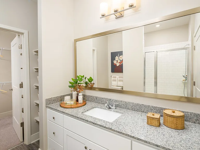 Album Indian Lake- 55+ Active Adult Apartments — Photo 21