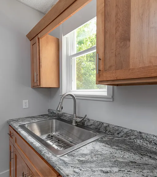 1536 Glendale Pl NE — Photo 17