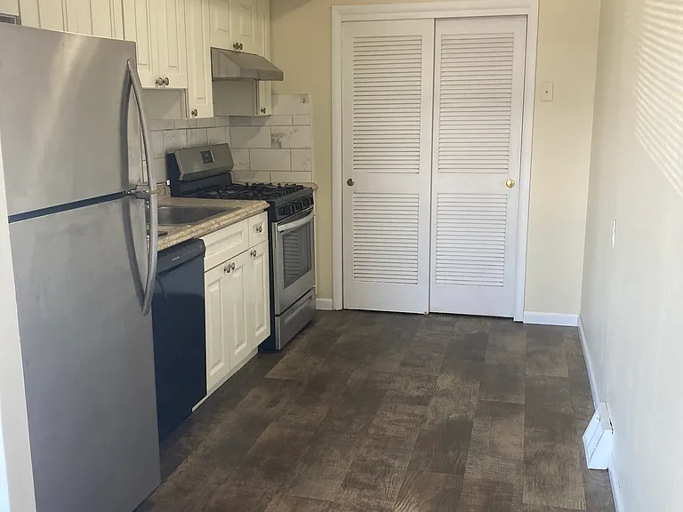 1801 Beyer Ave #B — Photo 7