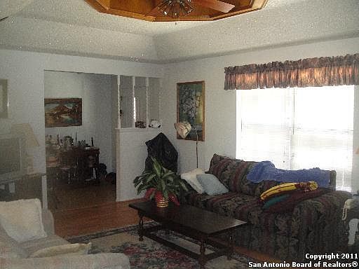 4th image of 205 COUNTY ROAD 458