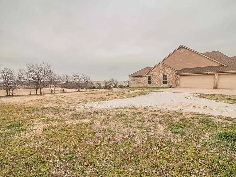 5957 Stacy Ln — Photo 39