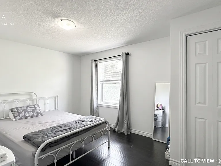 30 Woodward Ave #3 — Photo 6