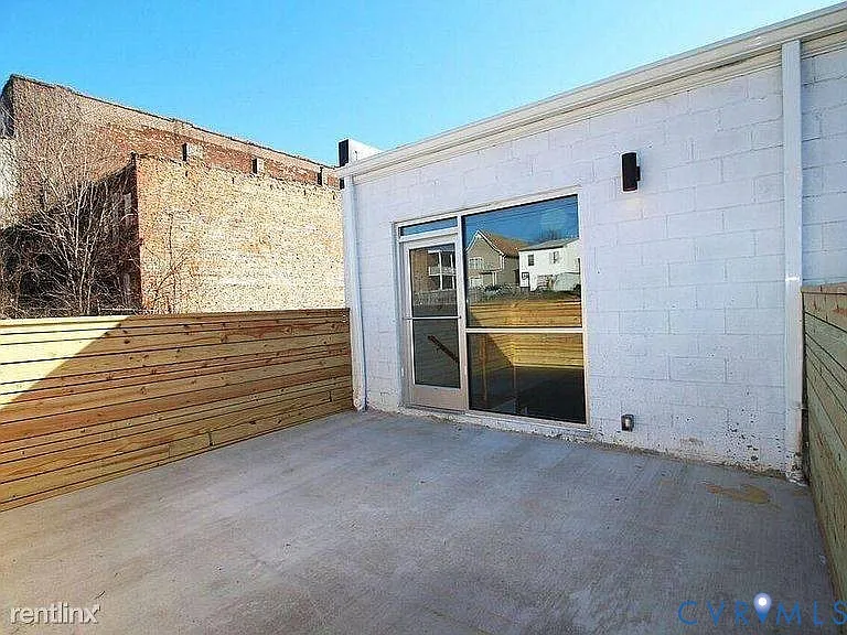 1 bed, 1.0 bath, 700 sqft, $1,000 — Photo 4