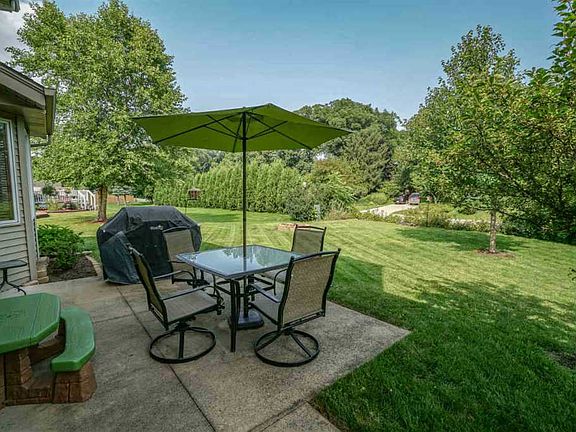 4th image of 5135 Park Valley Dr
