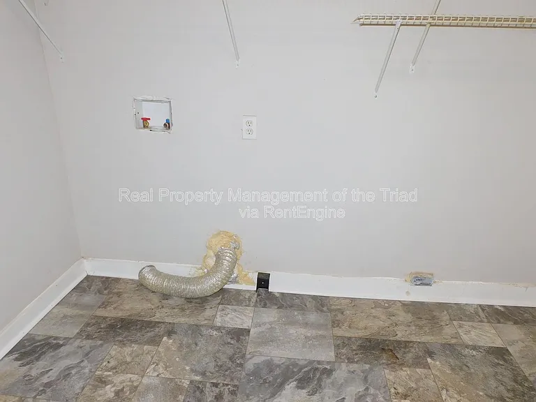 1217 Pearson Pl — Photo 15