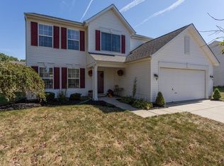 14639 Deerwood Dr, Carmel, IN 46033