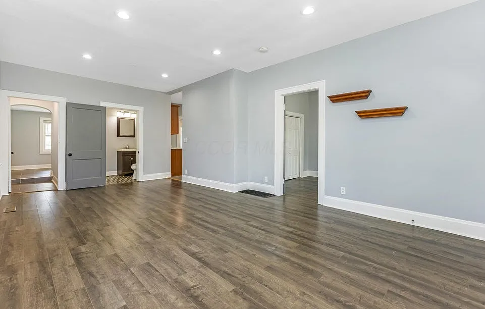 2 bed, 784 sqft, $1,450 — Photo 4
