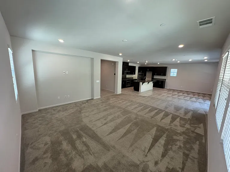 446 Almond Ln — Photo 6