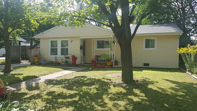 1st image of 11 Sycamore Ave