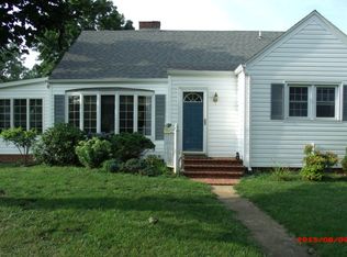 508 Roland Ave, Elkton, VA 22827