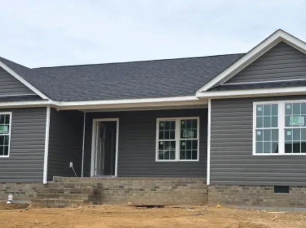 331 Pinecliffe Dr, Colonial Heights, VA 23834